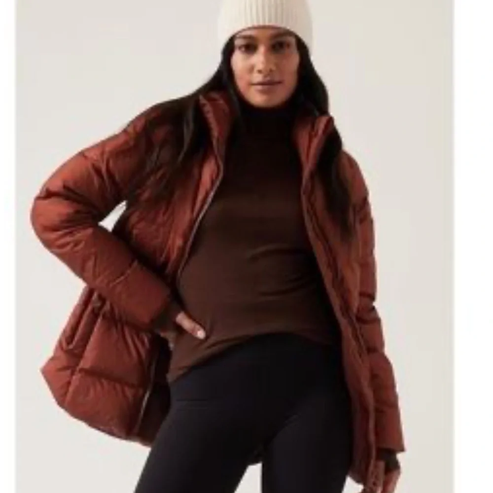 ATHLETA Downtown Puffer Jacket Ancient Mahogany Size XS - Picture 12 of 12